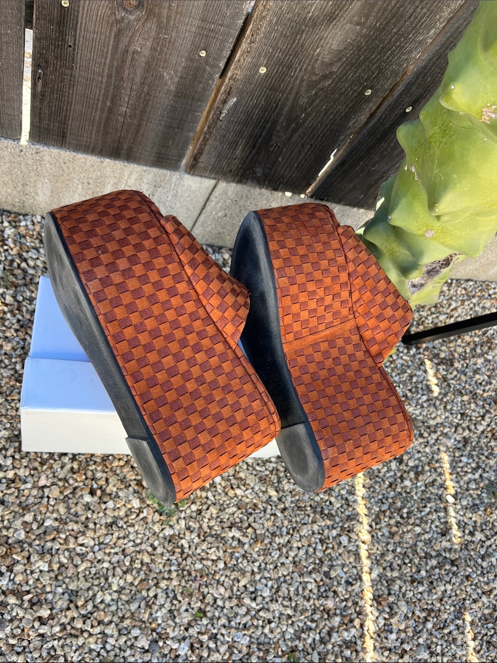 SIMON MILLER Blackout Platform Slide Sandals in Burnt Orange Checker for Women - Picture 3 of 4